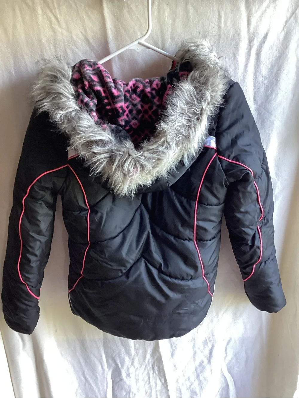 Girls' Black & Pink Insulated Hooded Winter Jacket